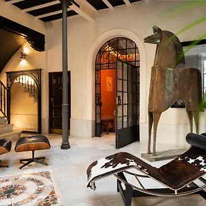 Pájaro Rebelde 4* Sevilla